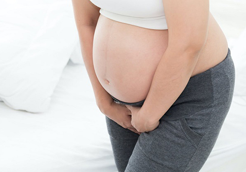 Viêm đường tiết niệu khi mang thai có nguy hiểm không? Bác sĩ chuyên khoa tư vấn
