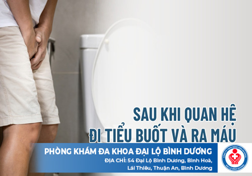tiểu ra máu sau quan hệ